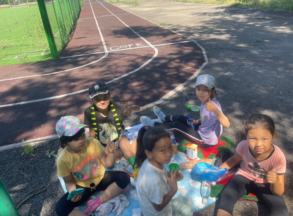 Көңілді жазғы лагерь./ Веселый летний лагерь