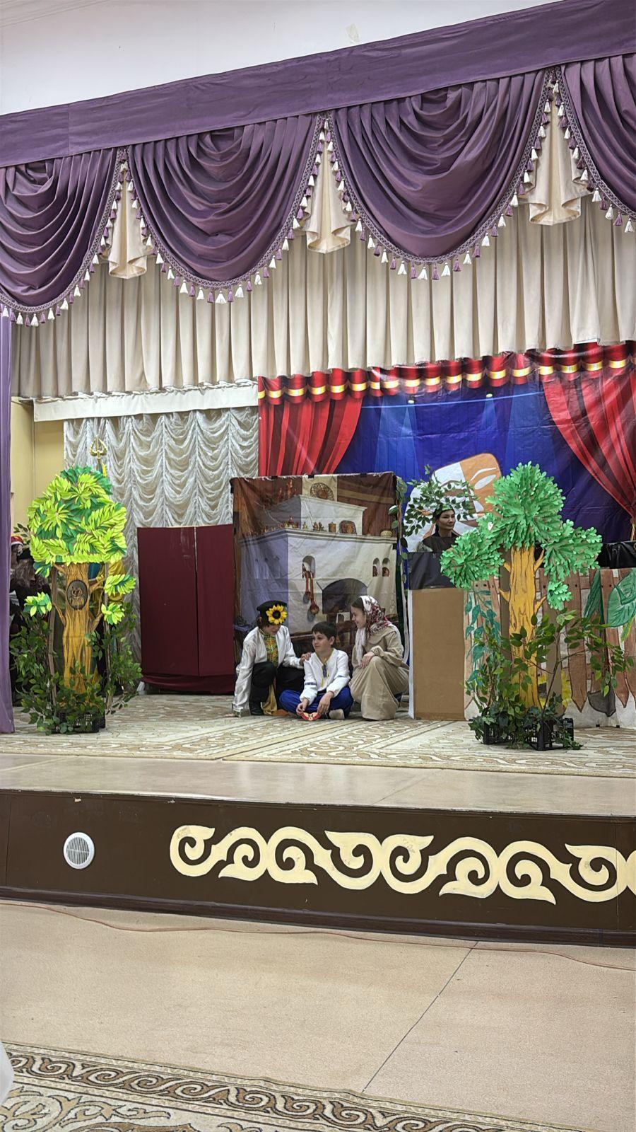 "Ғажайып әлем театры" байқауының аудандық кезеңі/Районный этап конкурса  "Театр ғажайып әлемі".